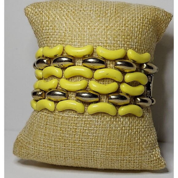 Coro Bracelet Yellow Enamel with gold accents 7" Signed - Picture 1 of 4